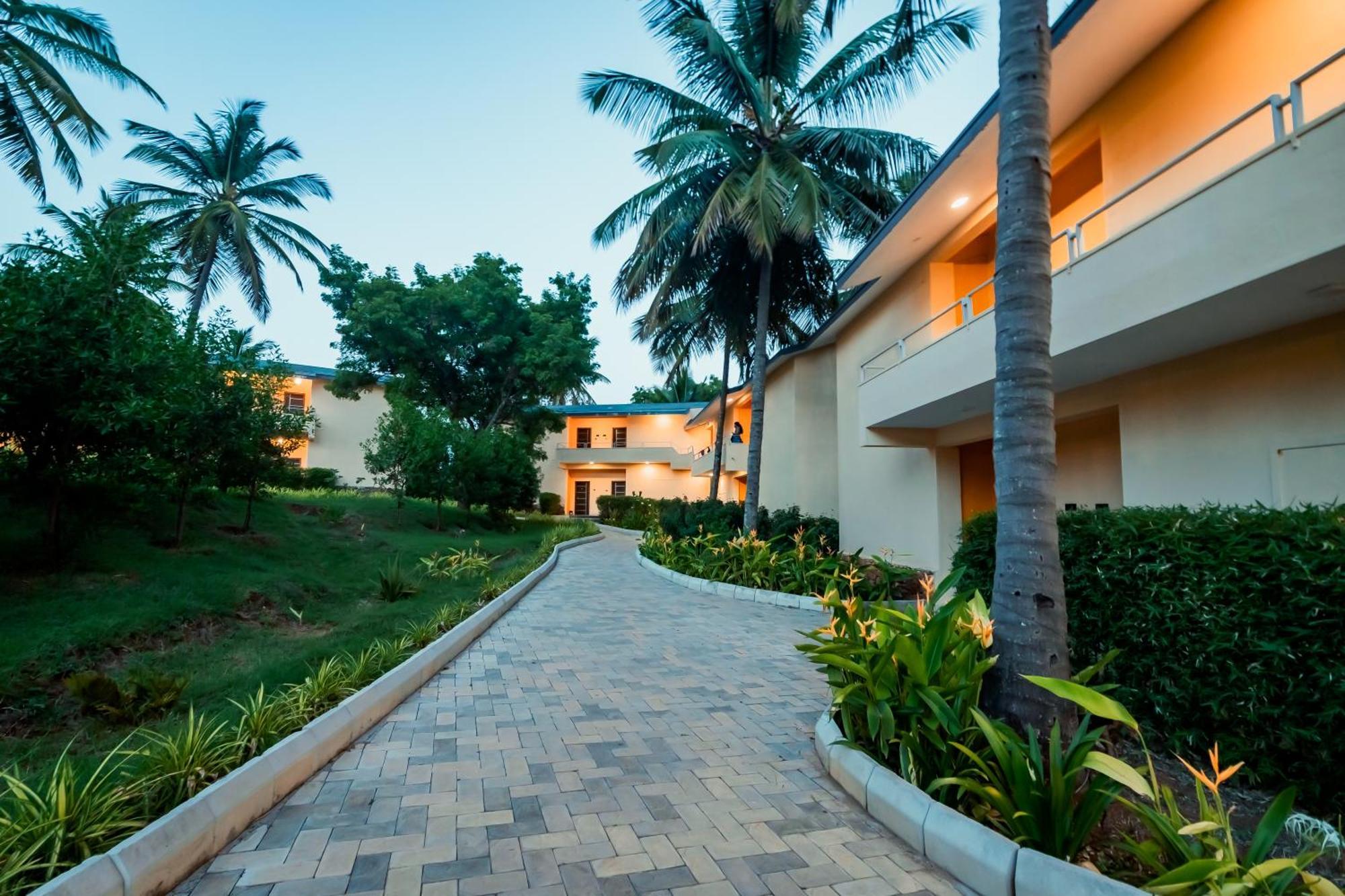 Commune18 Spa Resorts Chikmagalūr Exterior foto
