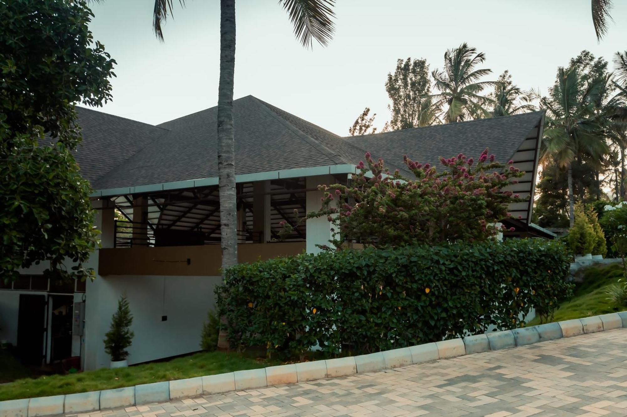 Commune18 Spa Resorts Chikmagalūr Exterior foto